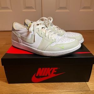 Air Jordan 1 Low OG White/Black-Ghost Green